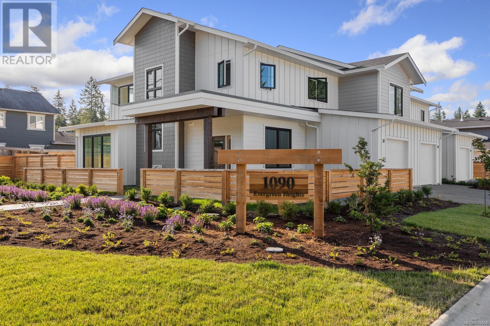 37 1090 Evergreen Rd, #37