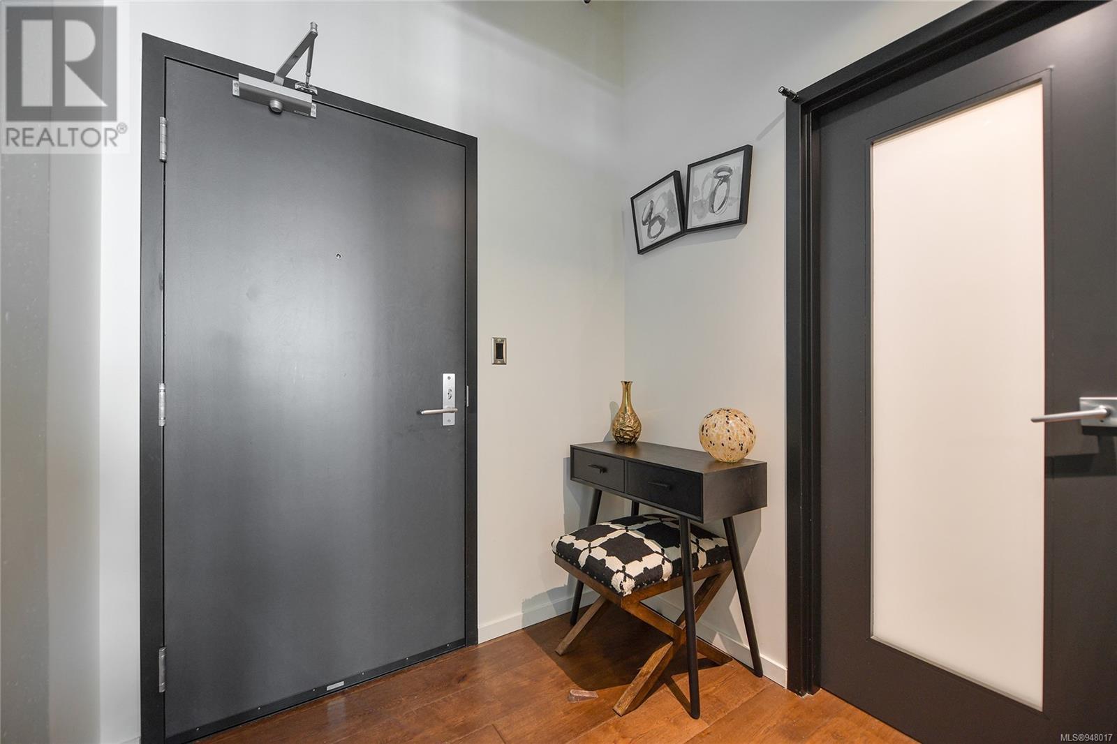903 1029 View St, #903