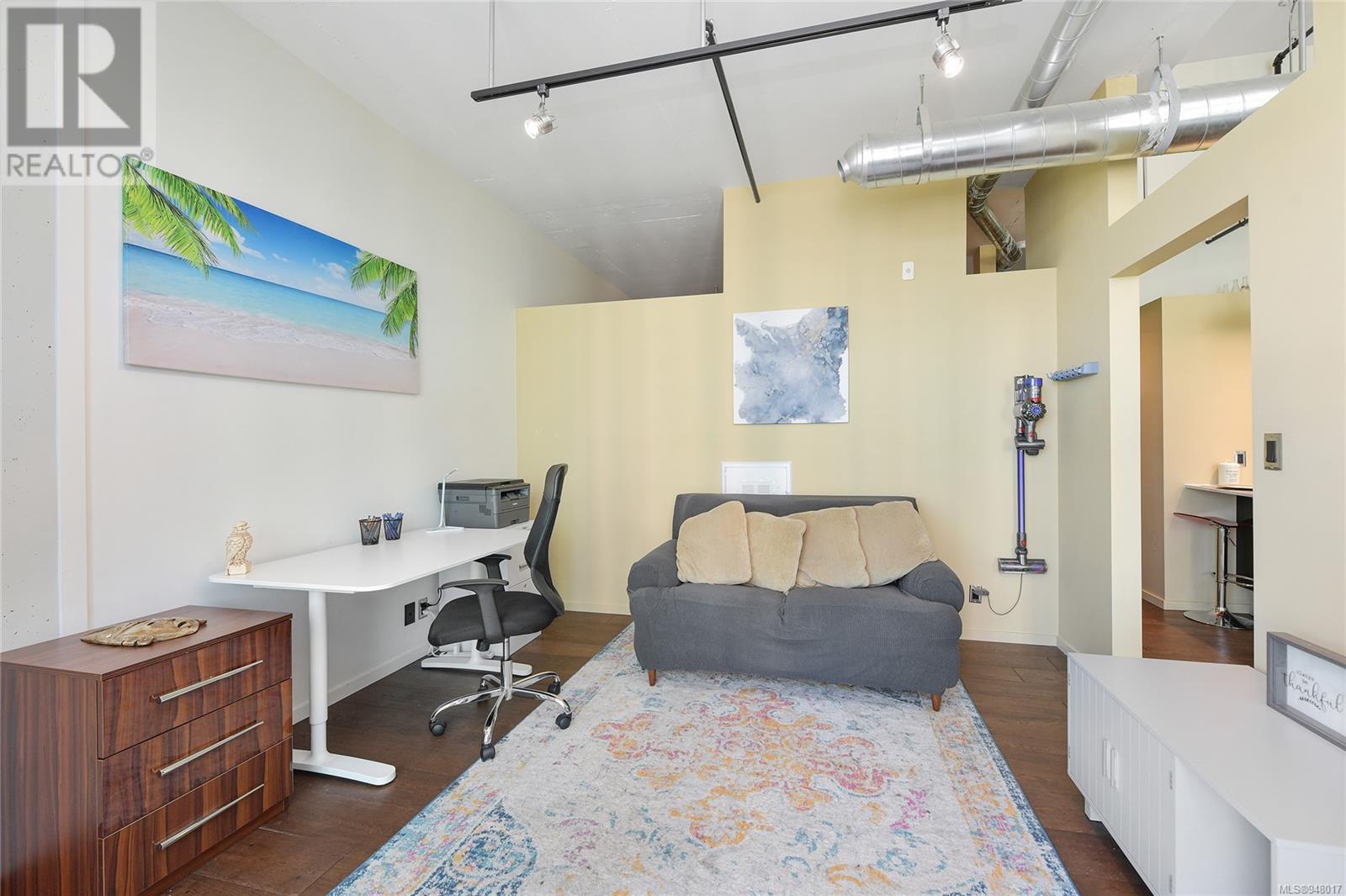 903 1029 View St, #903