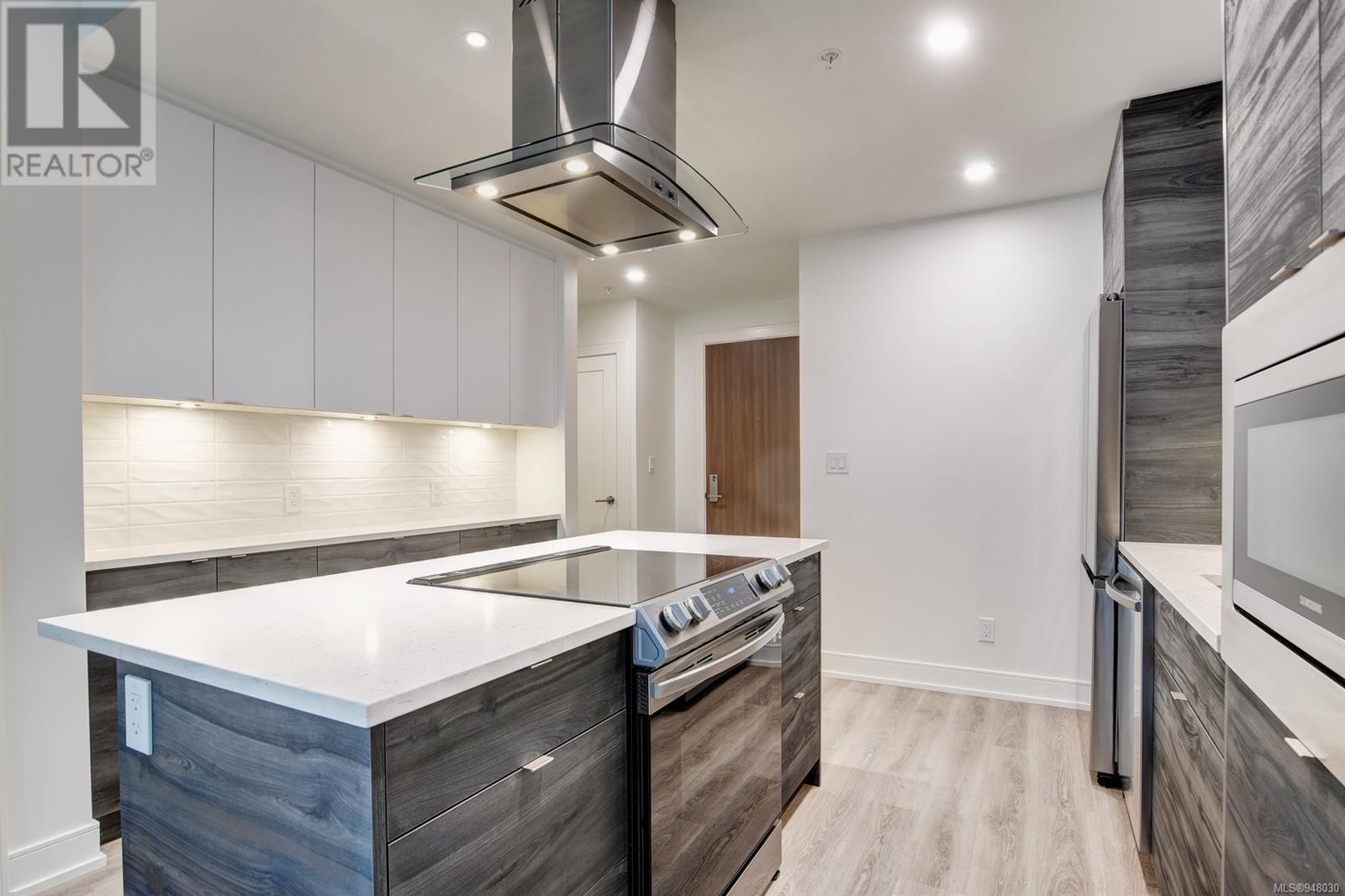 410 1628 Store St, #410