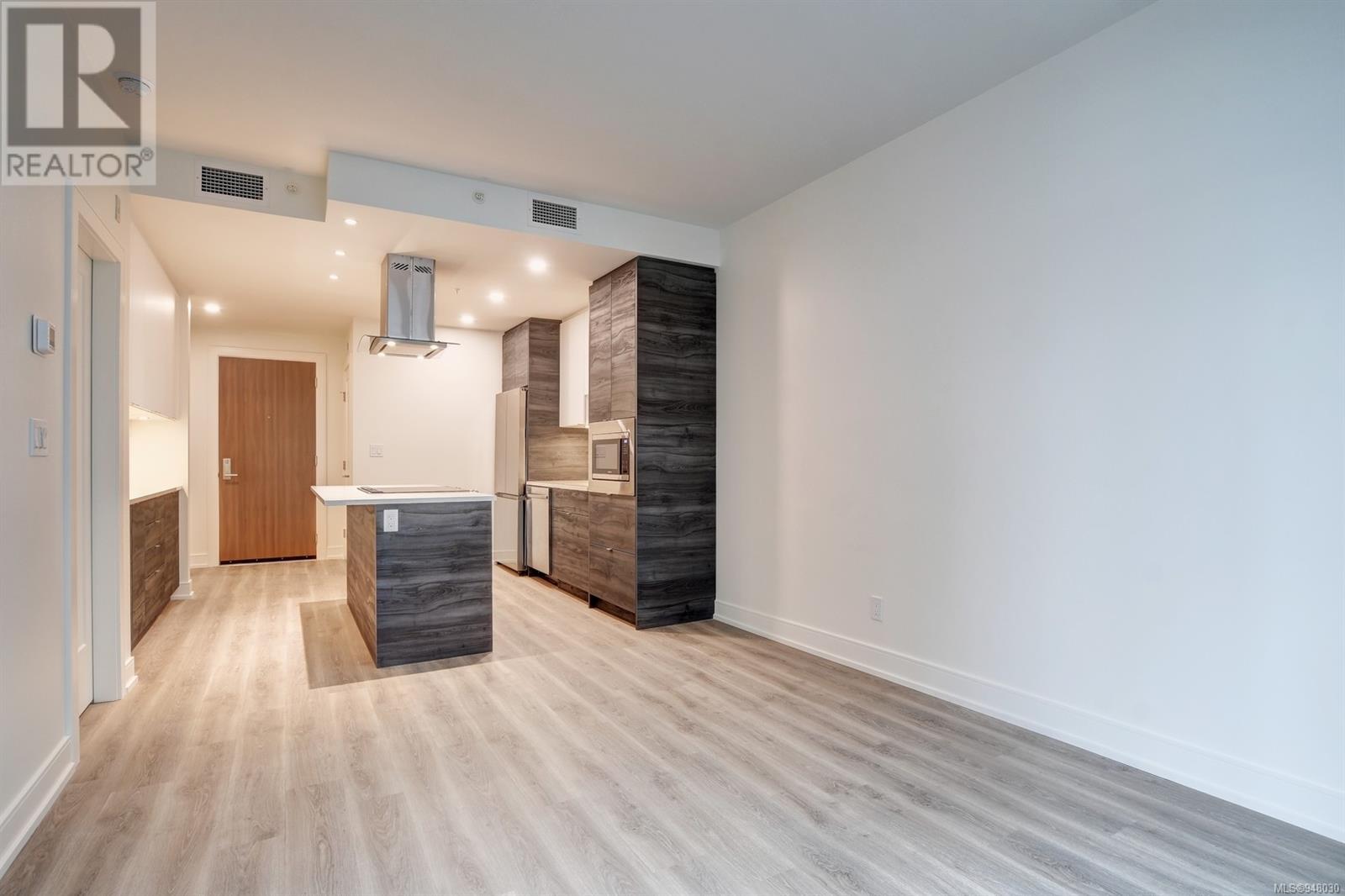 410 1628 Store St, #410