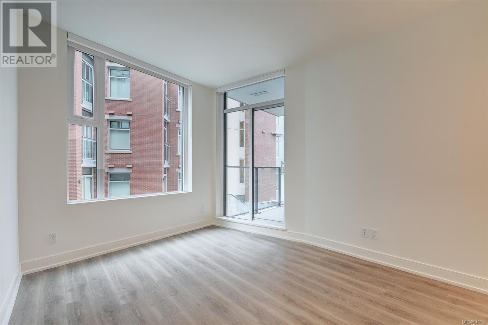 414 1628 Store St, #414