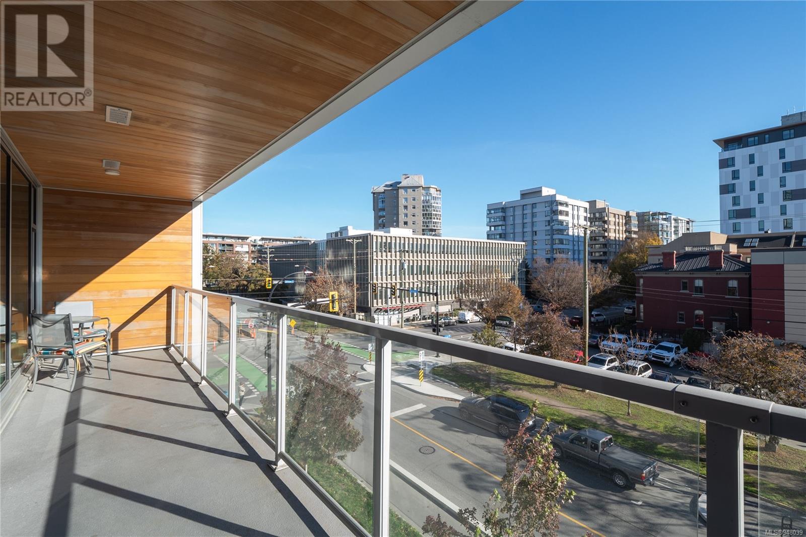 313 989 Johnson St, #313