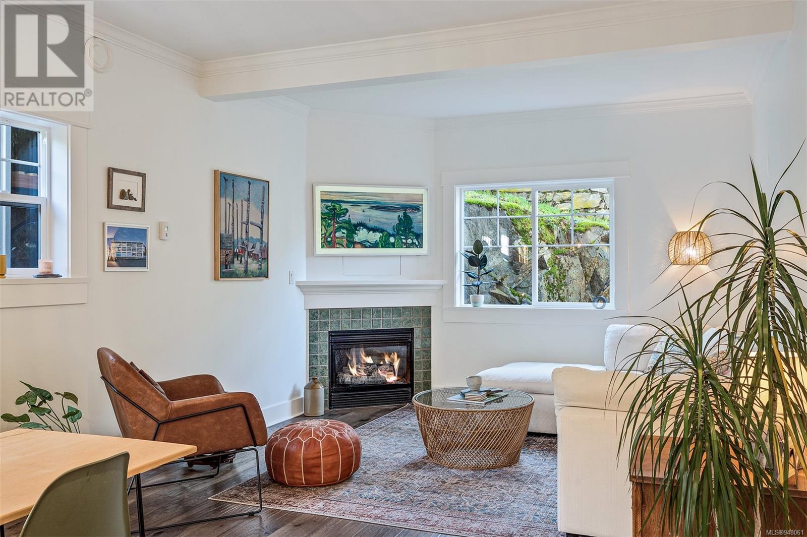 1 1002 Carberry Gdns, #1