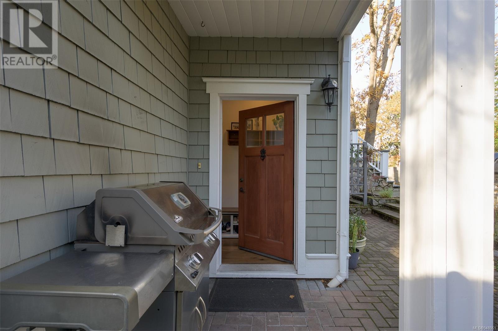 1 1002 Carberry Gdns, #1