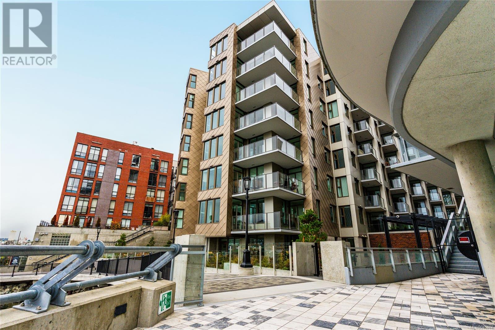 507 1628 Store St, #507