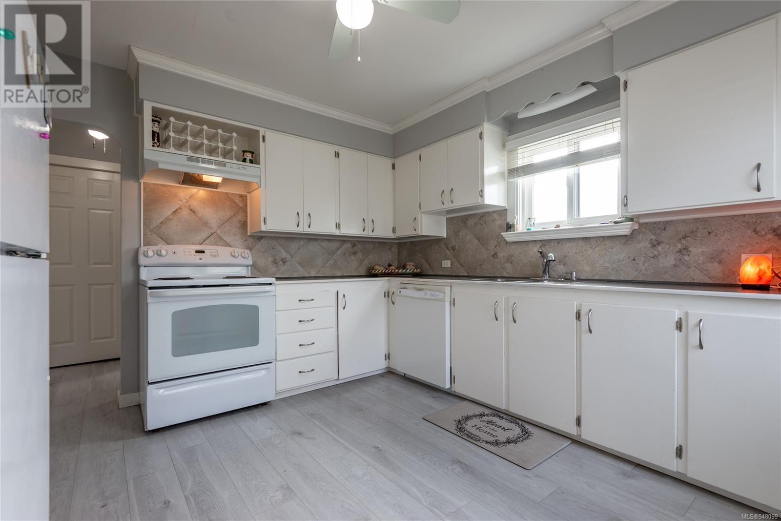 1820 15th Ave