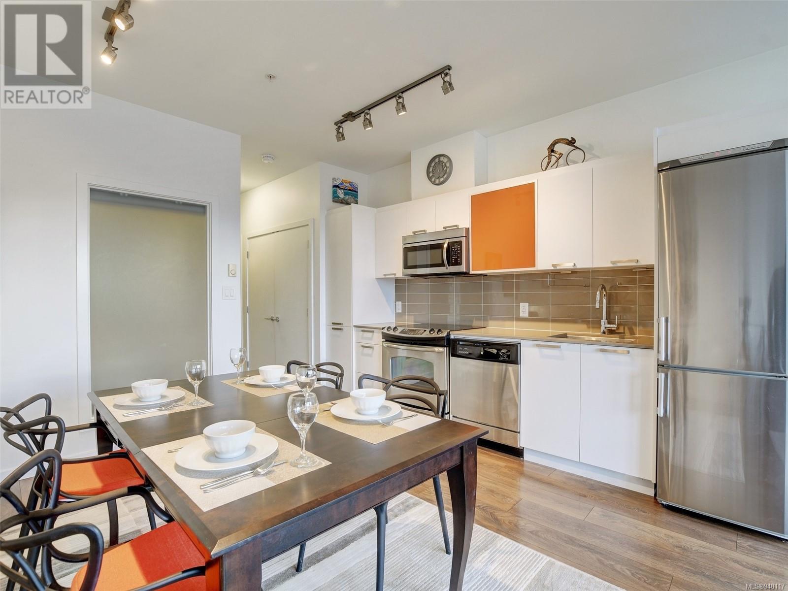513 528 Pandora Ave, #513