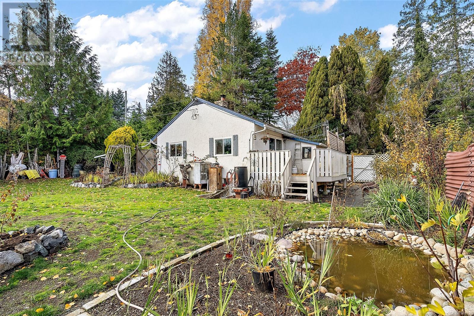 216 Lagoon Rd