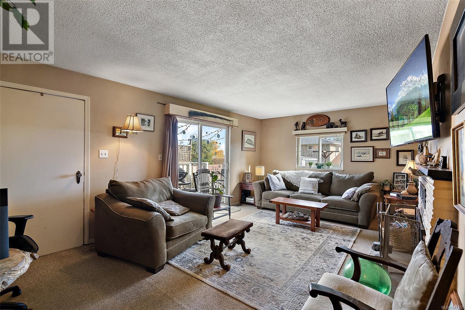 216 Lagoon Rd