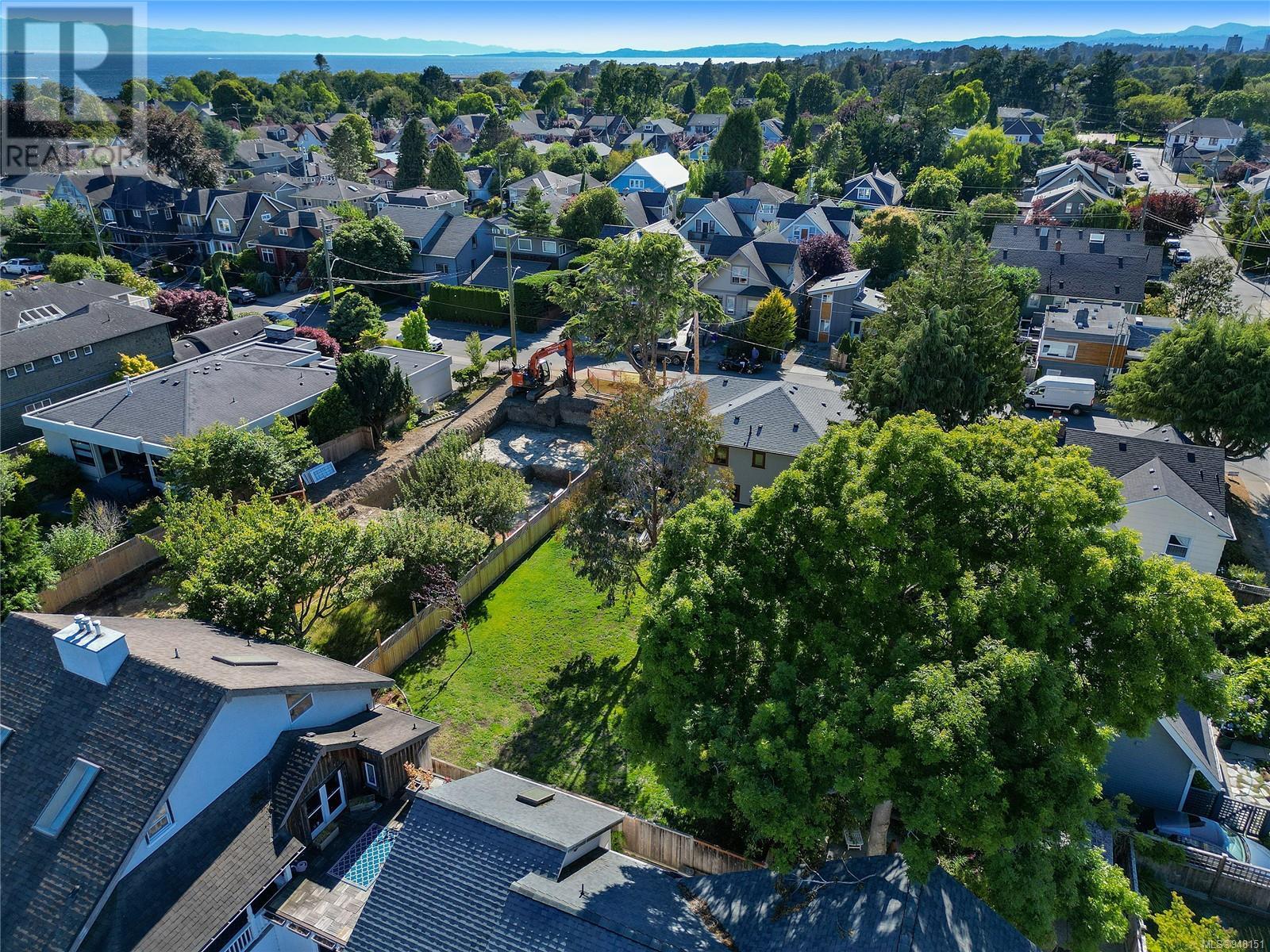 267 Richmond Ave