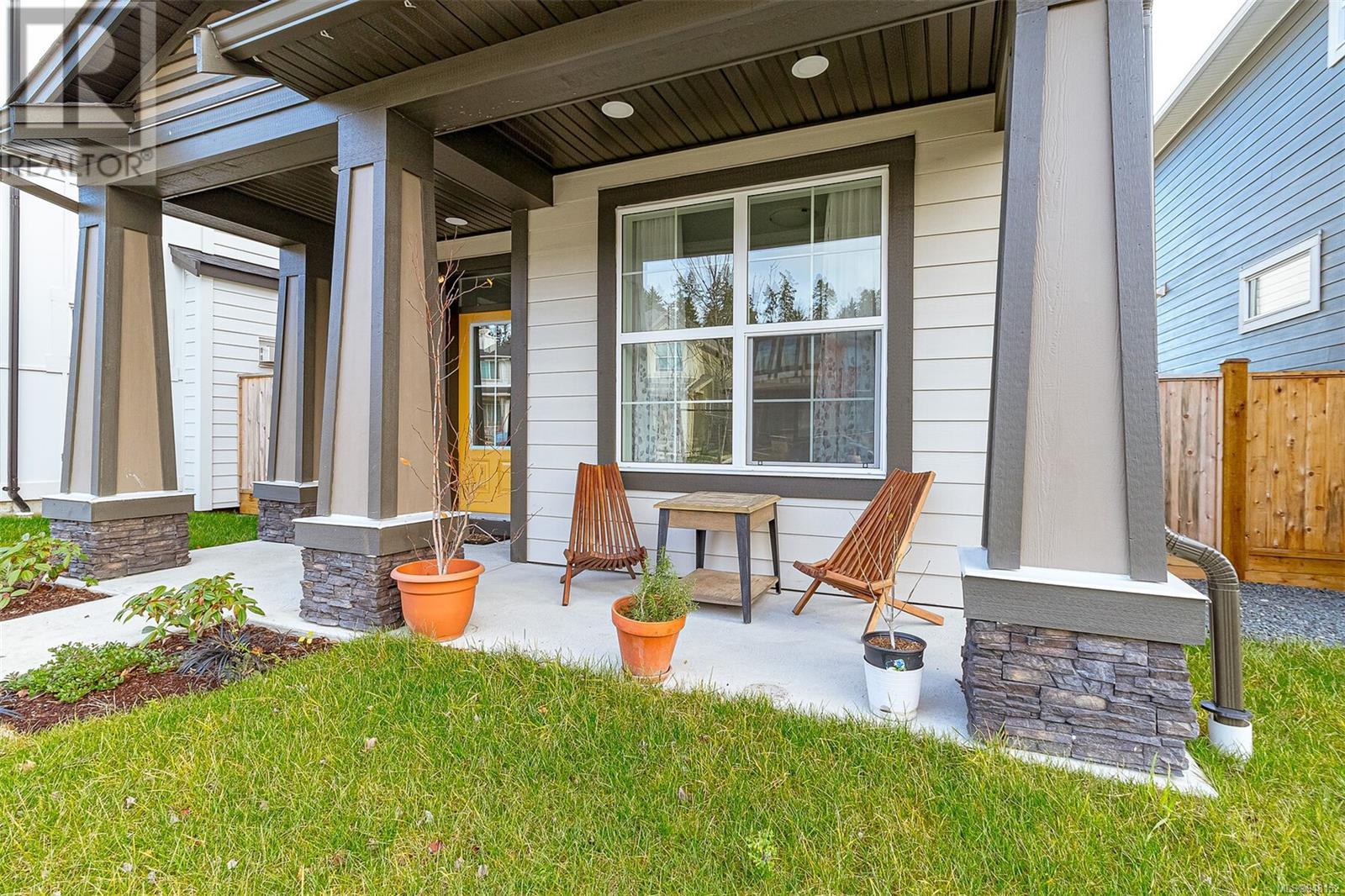 160 Caspian Dr