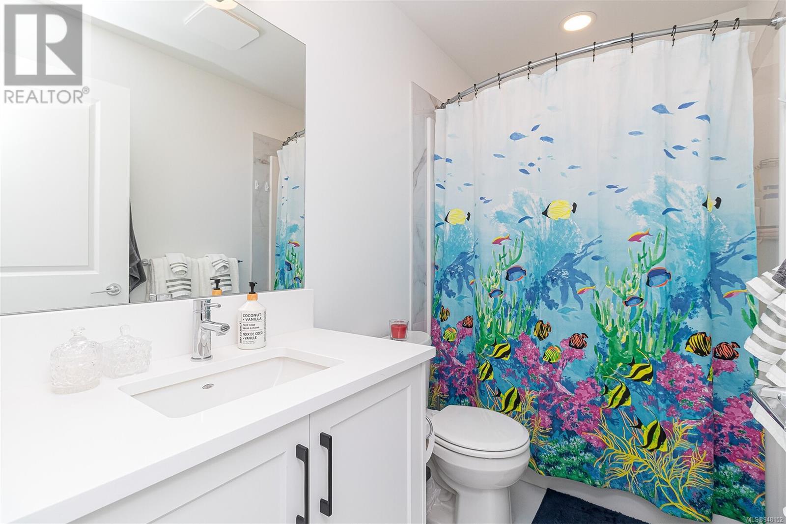 160 Caspian Dr