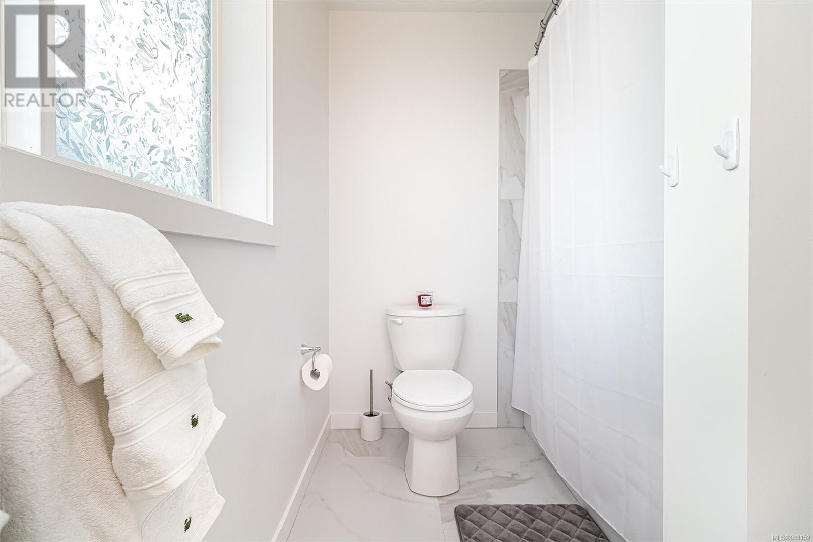 160 Caspian Dr