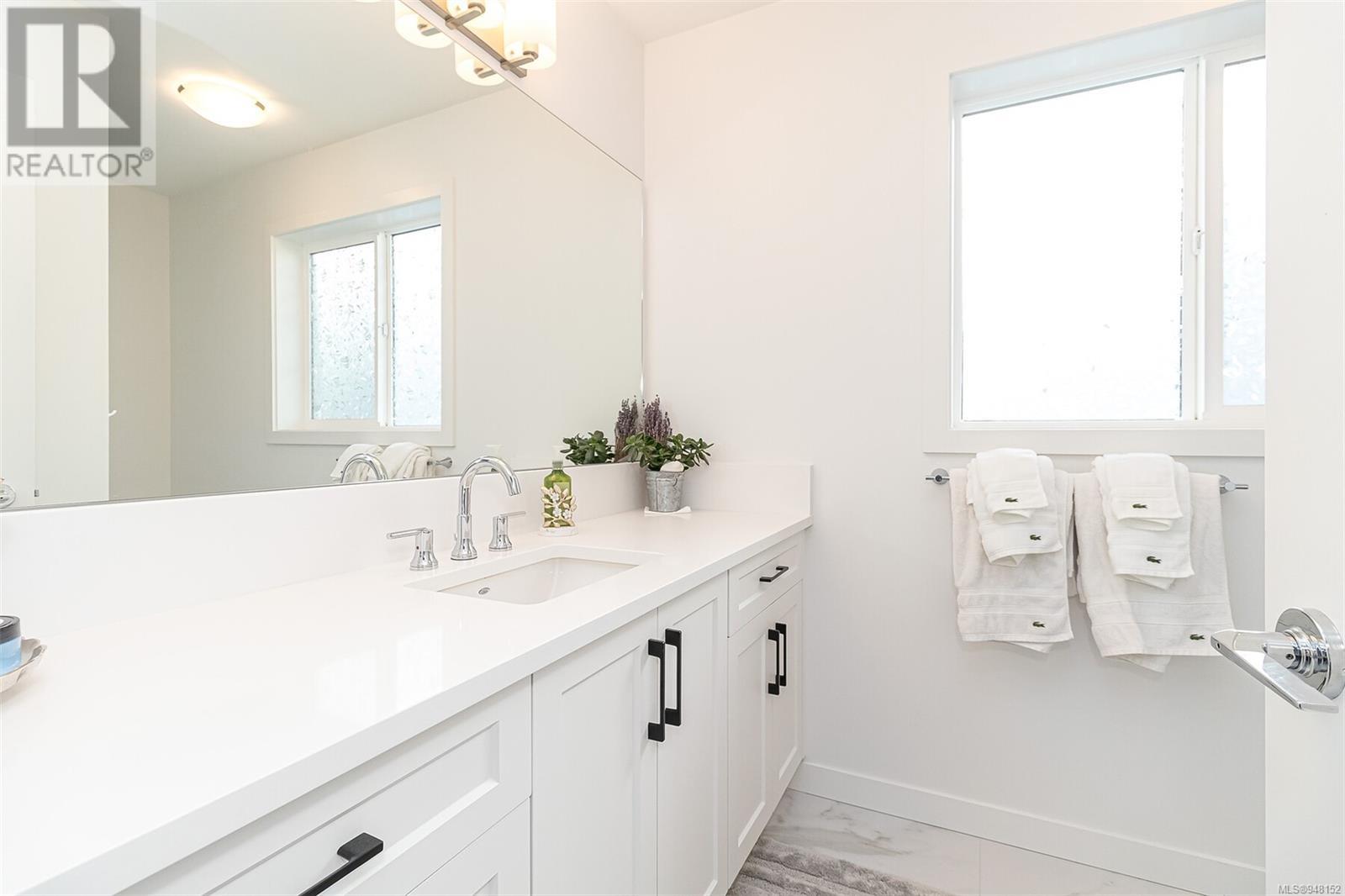 160 Caspian Dr