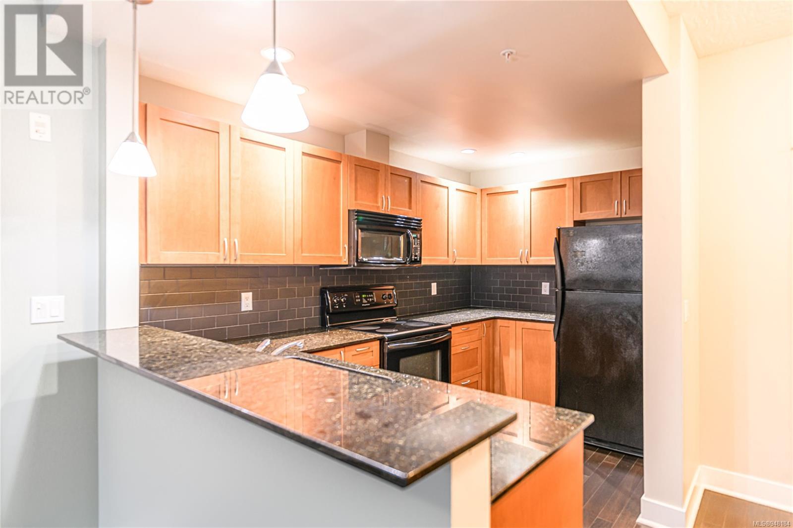 303 627 Brookside Rd, #303
