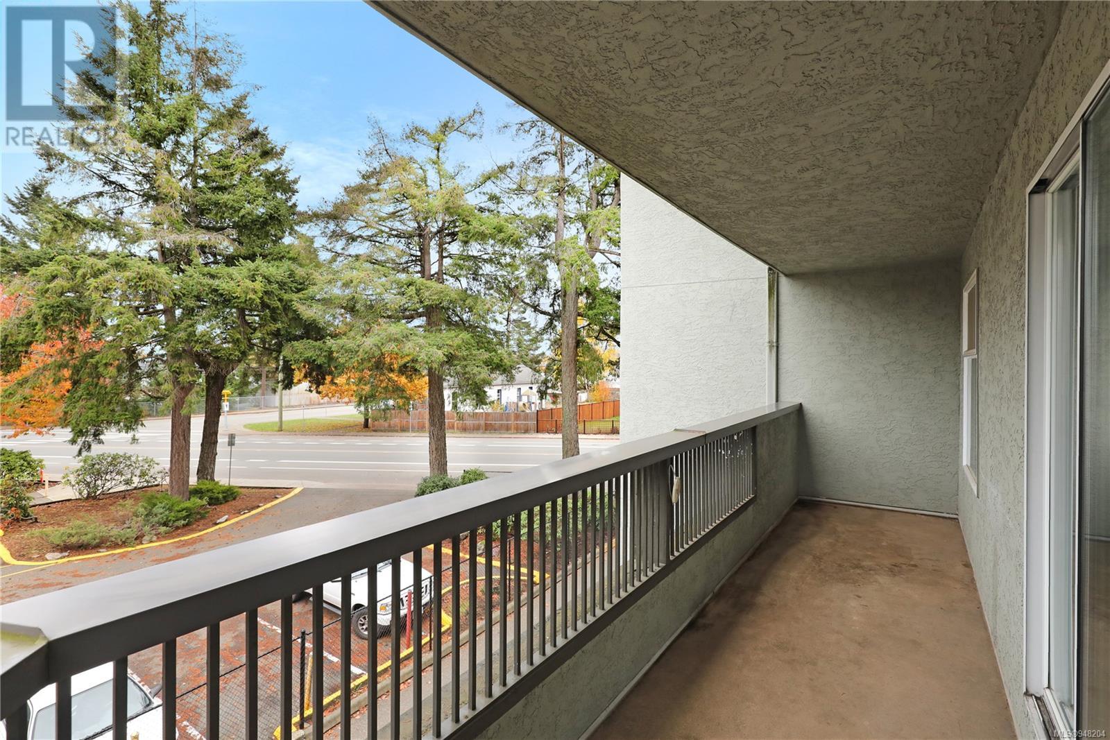 312 1045 Cumberland Rd, #312