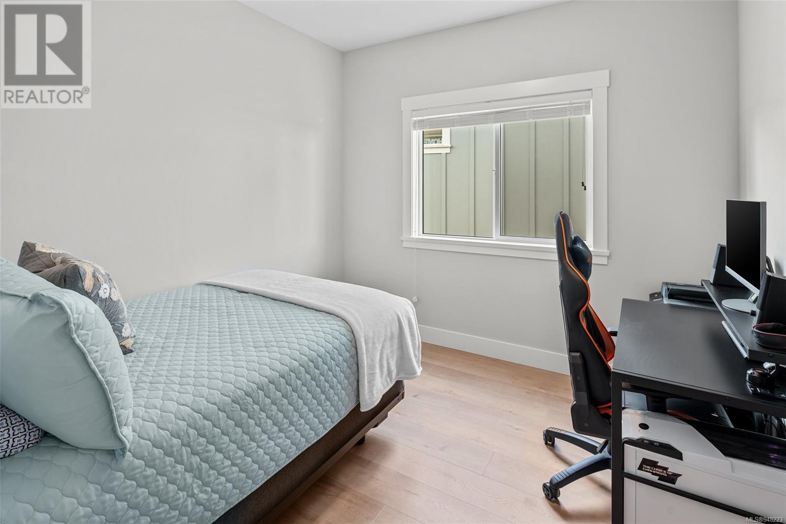 229 Caspian Dr