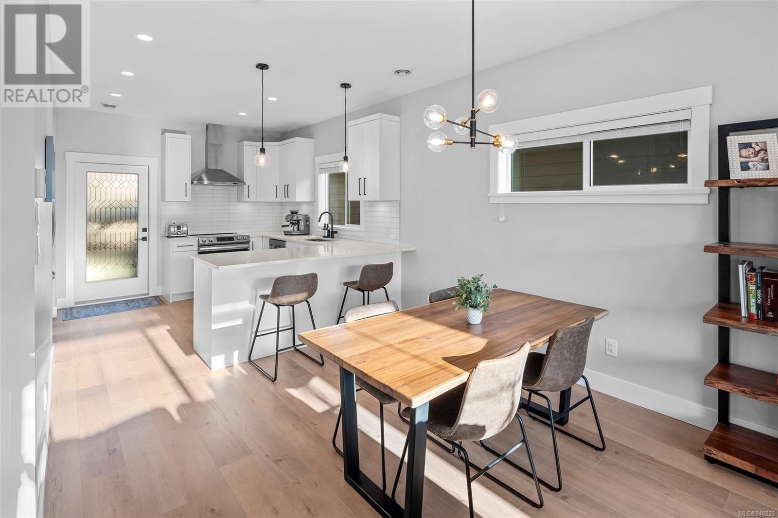 229 Caspian Dr
