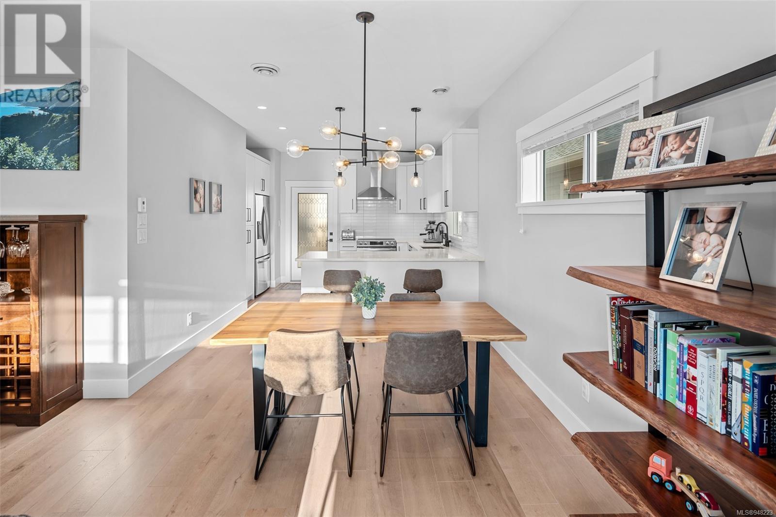 229 Caspian Dr