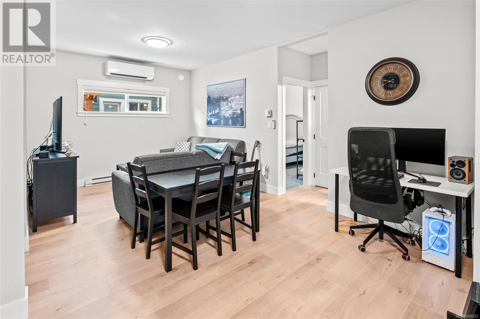 229 Caspian Dr
