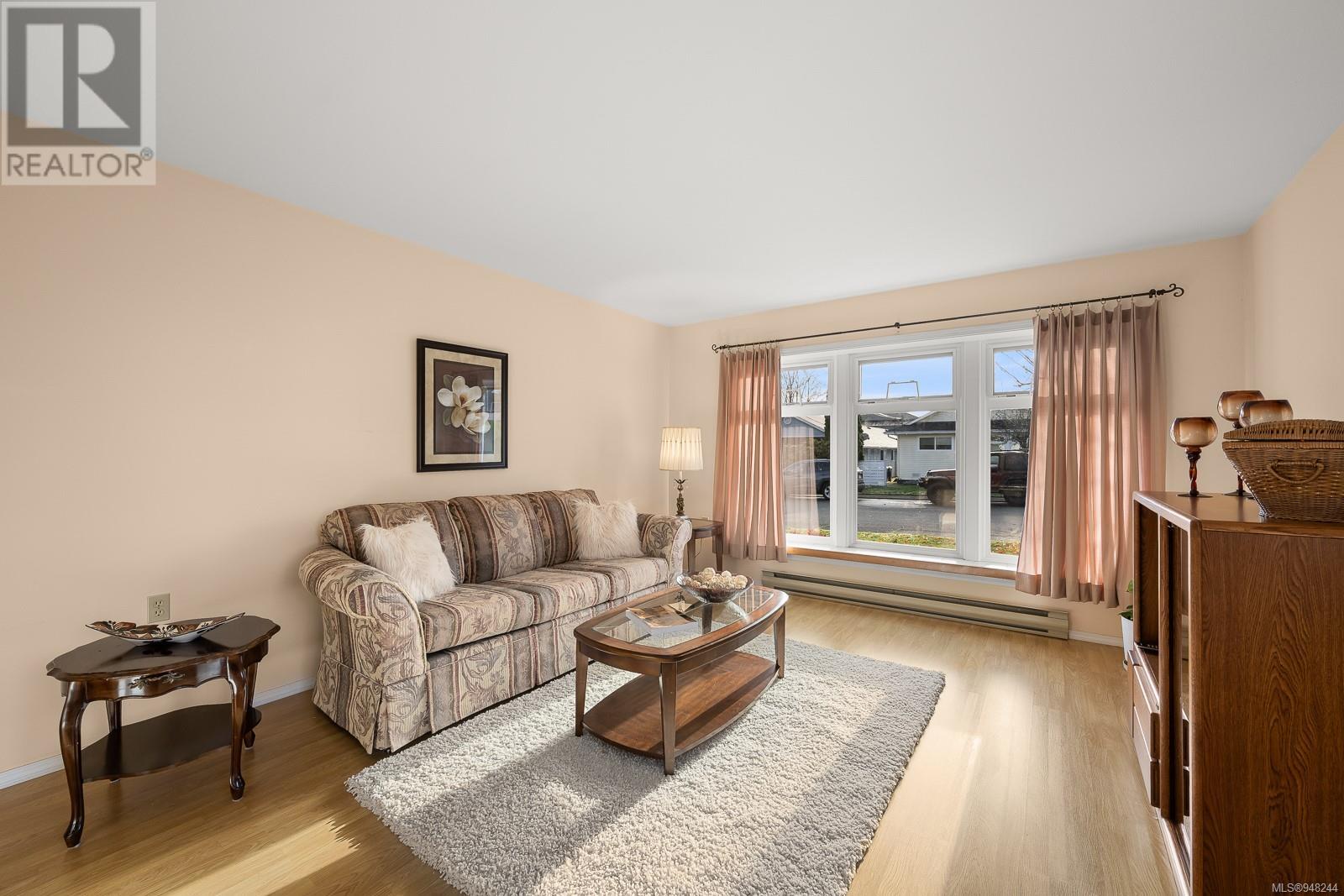 A 849 Park Pl, #A