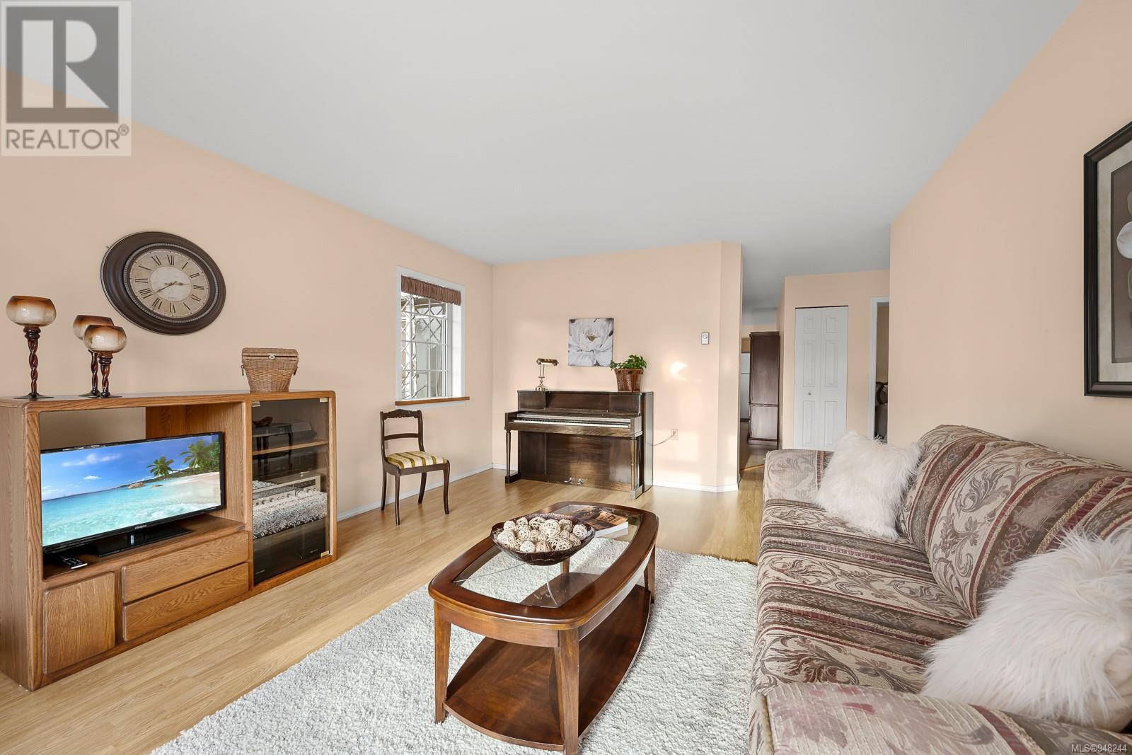 A 849 Park Pl, #A