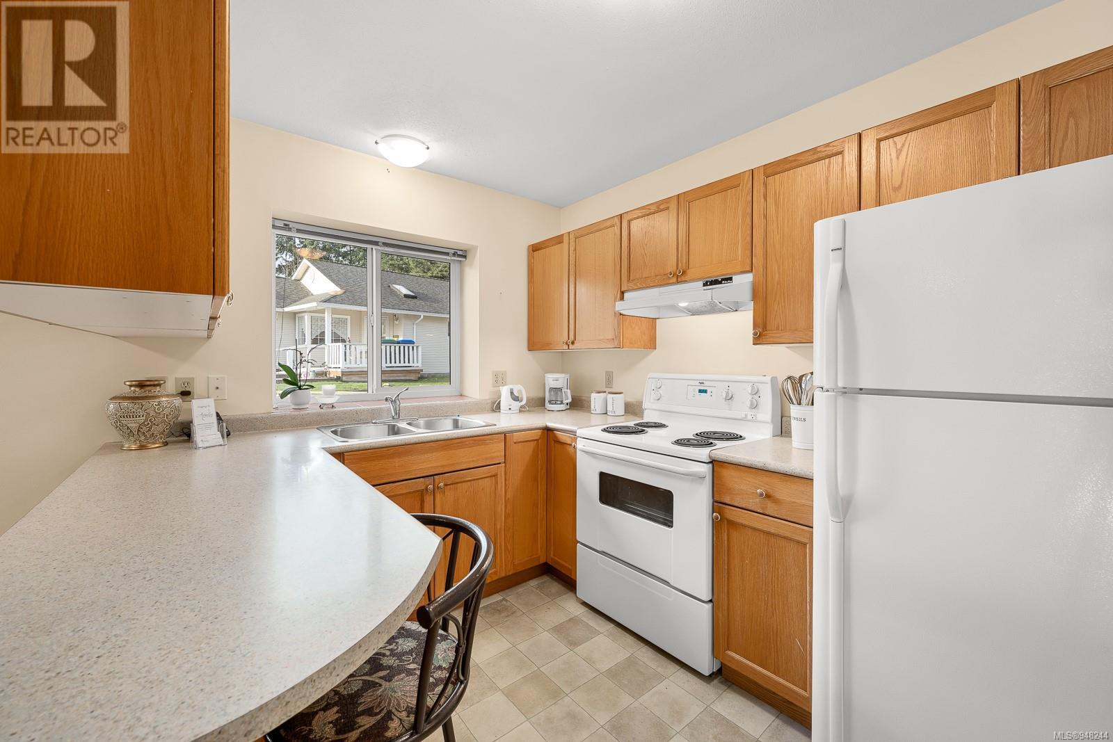 A 849 Park Pl, #A