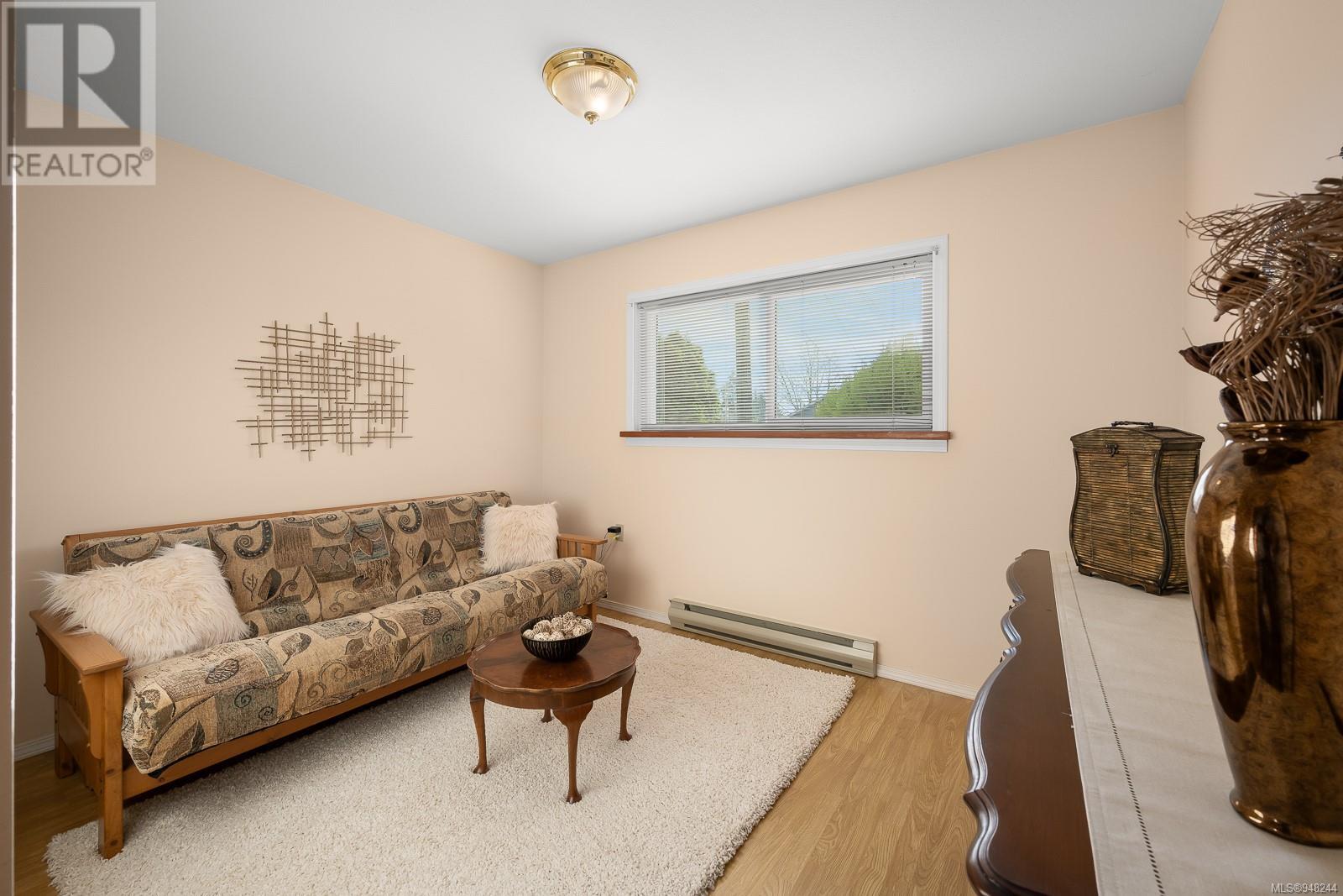 A 849 Park Pl, #A