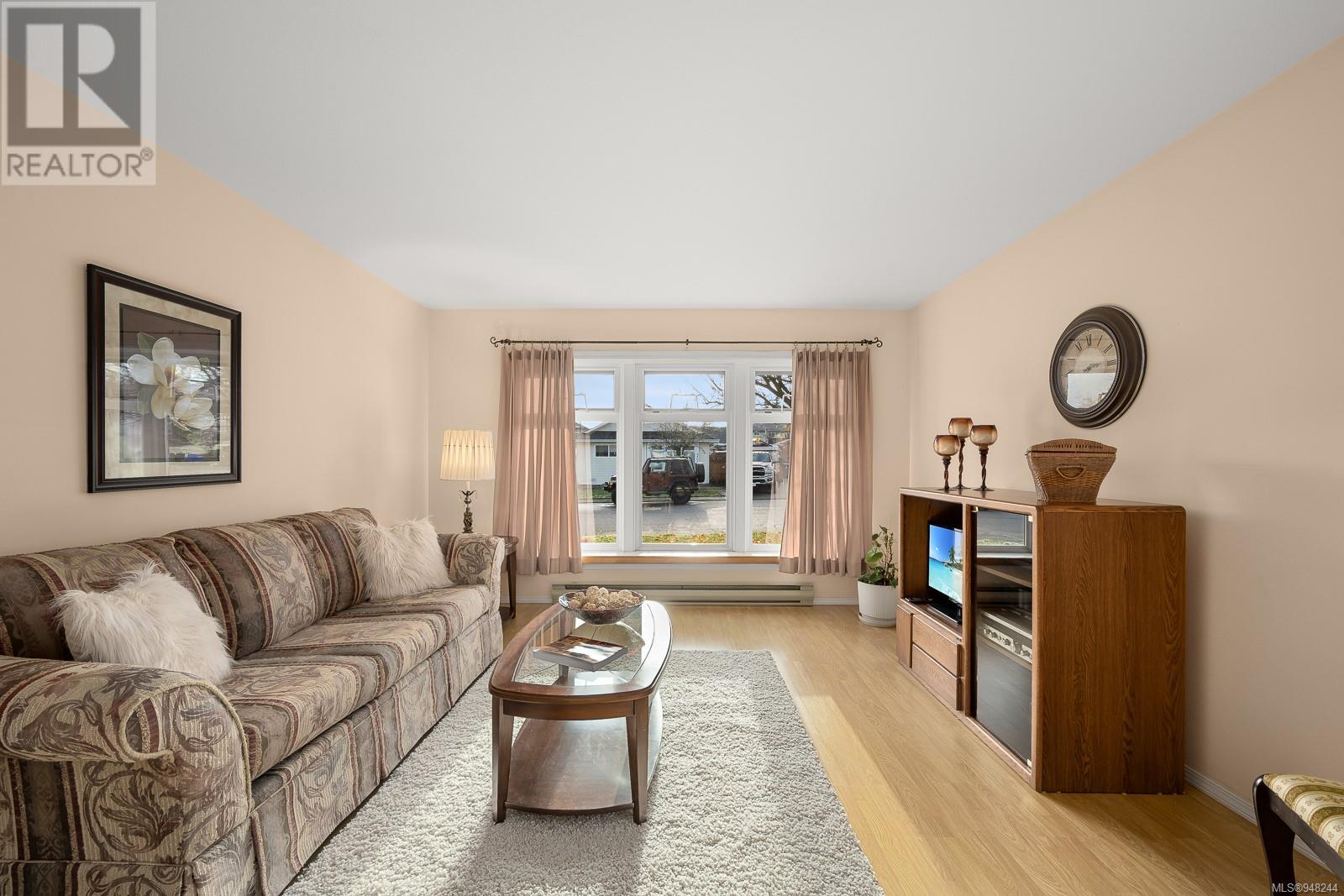 A 849 Park Pl, #A
