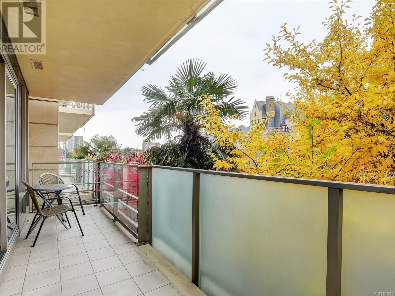 407 707 Courtney St, #407