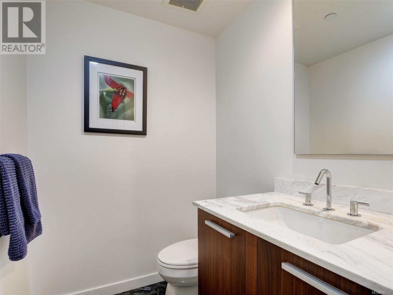 407 707 Courtney St, #407