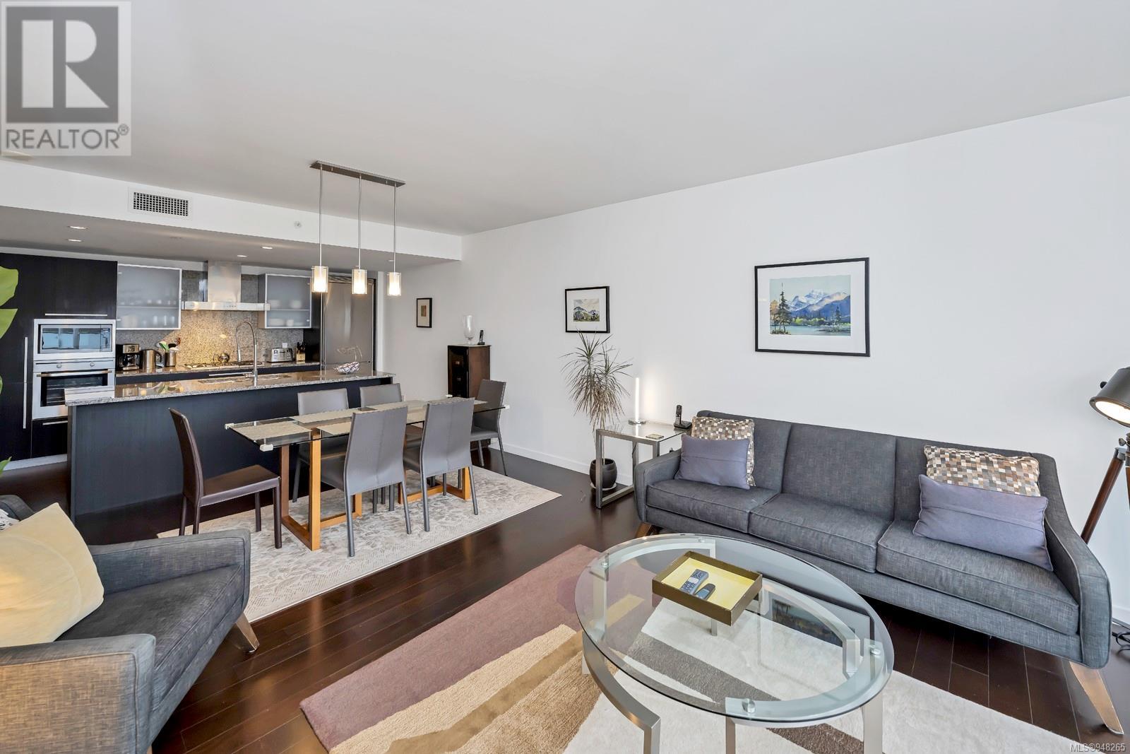 708 707 Courtney St, #708