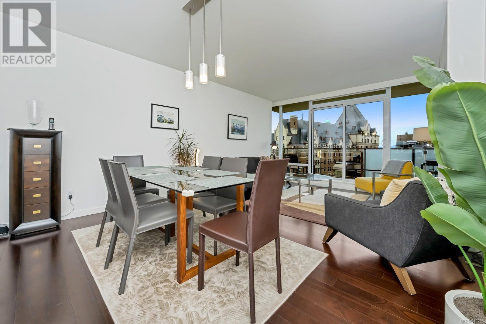 708 707 Courtney St, #708