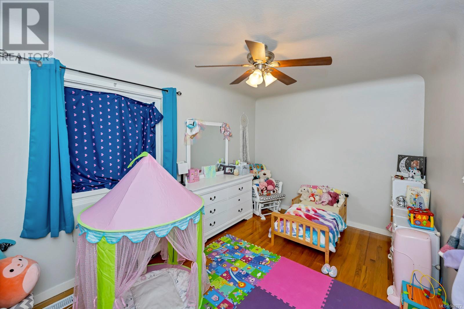 2945/2947 Cedar Hill Rd