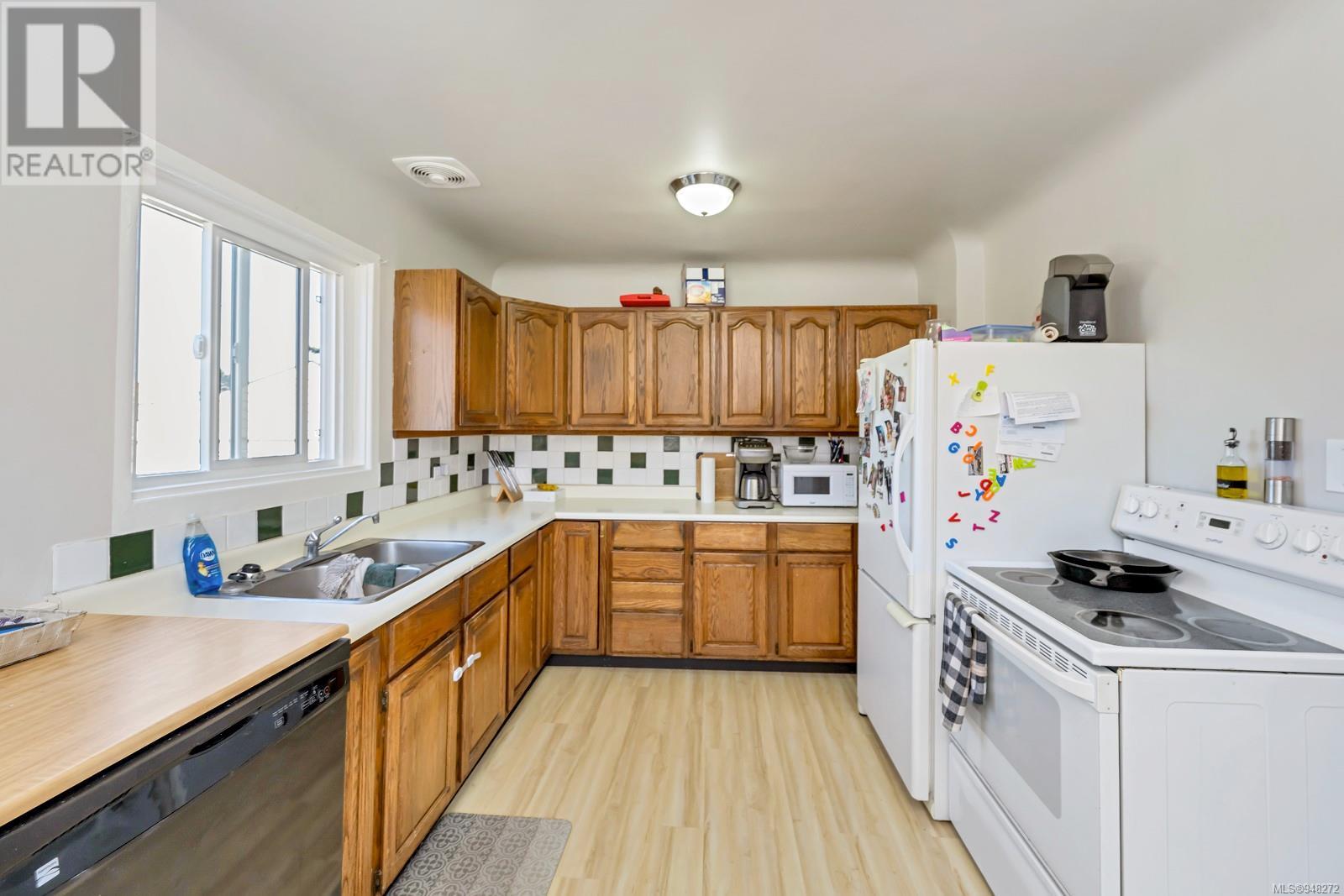 2945/2947 Cedar Hill Rd