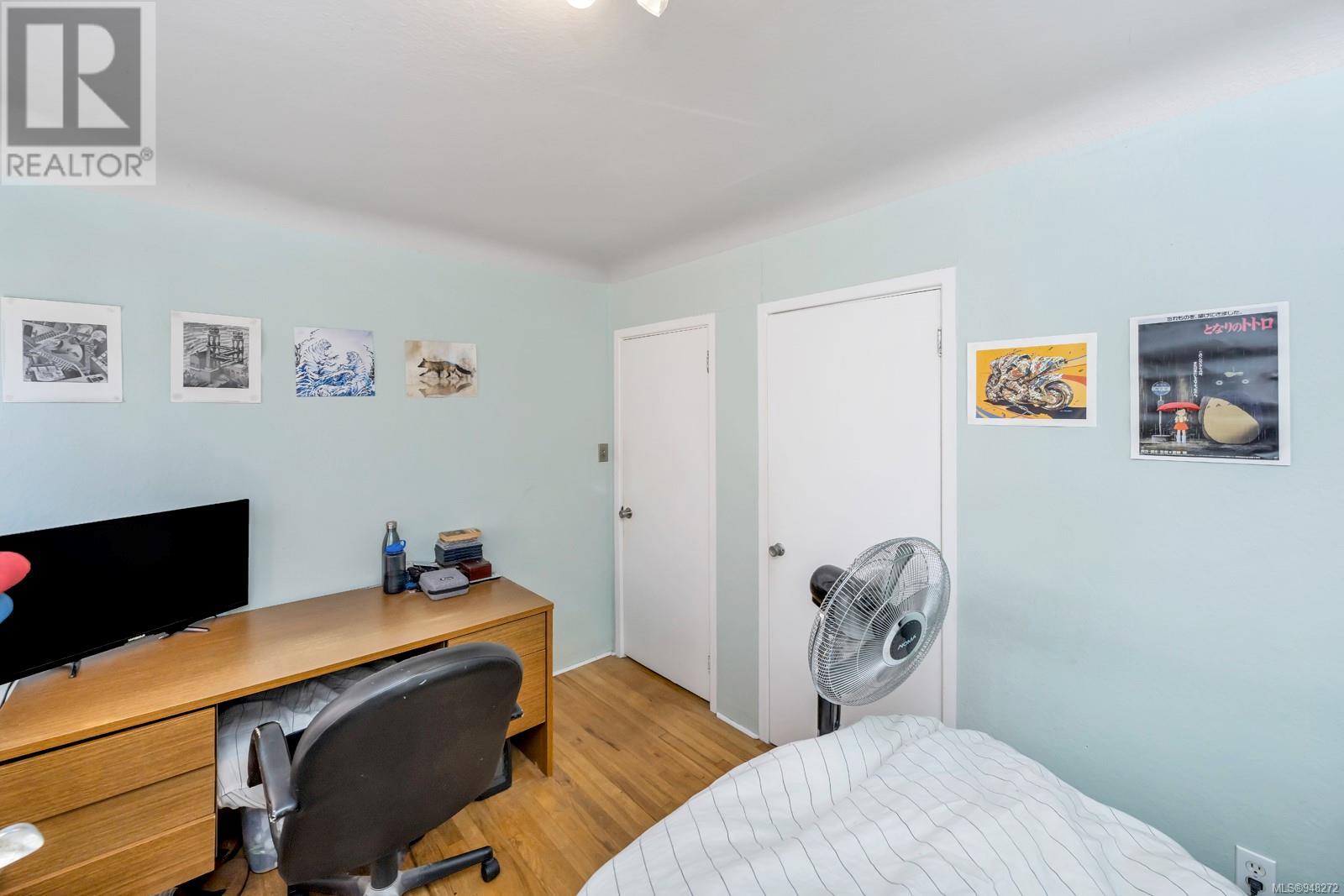 2945/2947 Cedar Hill Rd