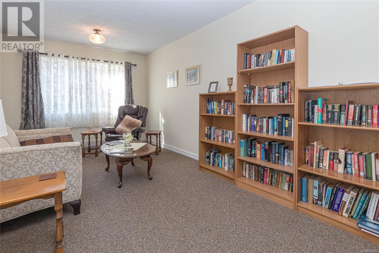 304 1665 Oak Bay Ave, #304