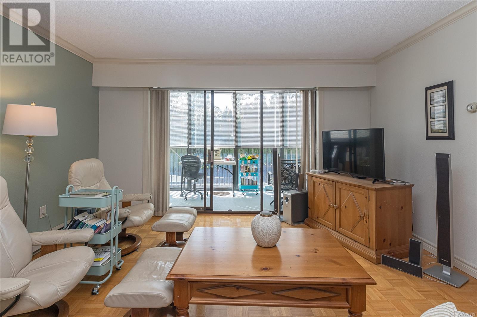304 1665 Oak Bay Ave, #304