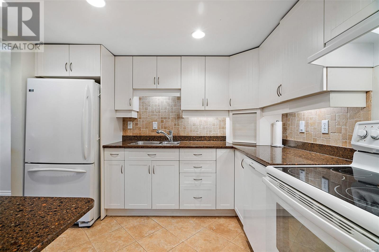 310 1012 Collinson St, #310