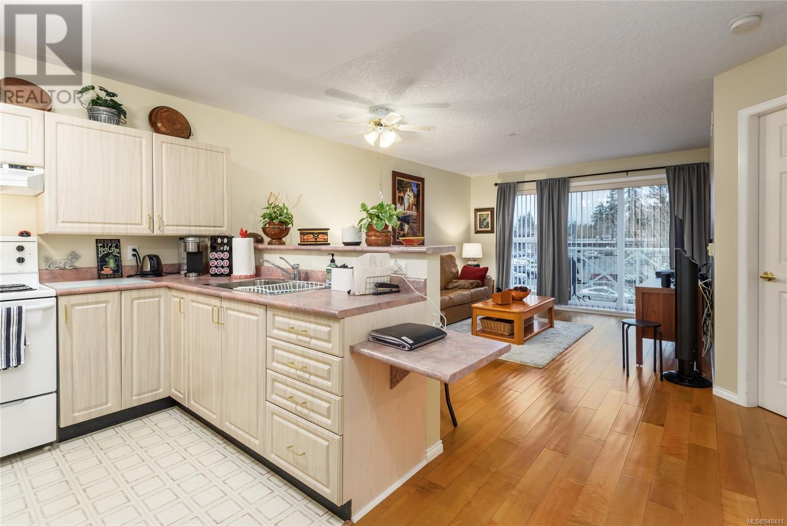 312 1683 Balmoral Ave, #312