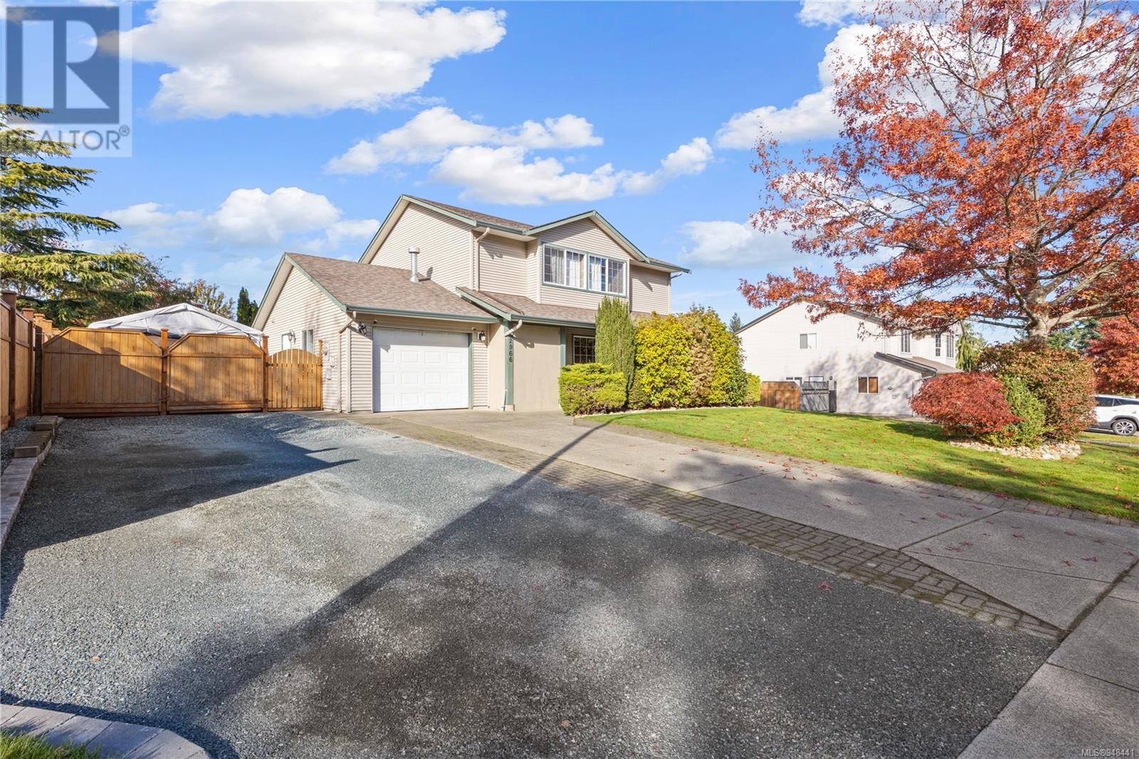 2966 Elderberry Cres