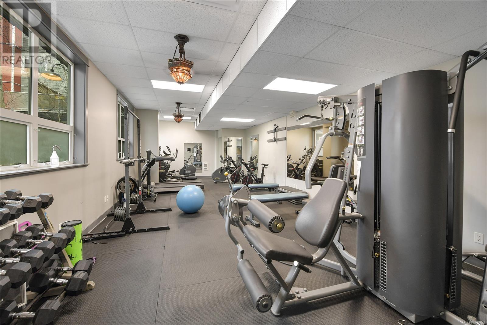 115 1315 Esquimalt Rd, #115