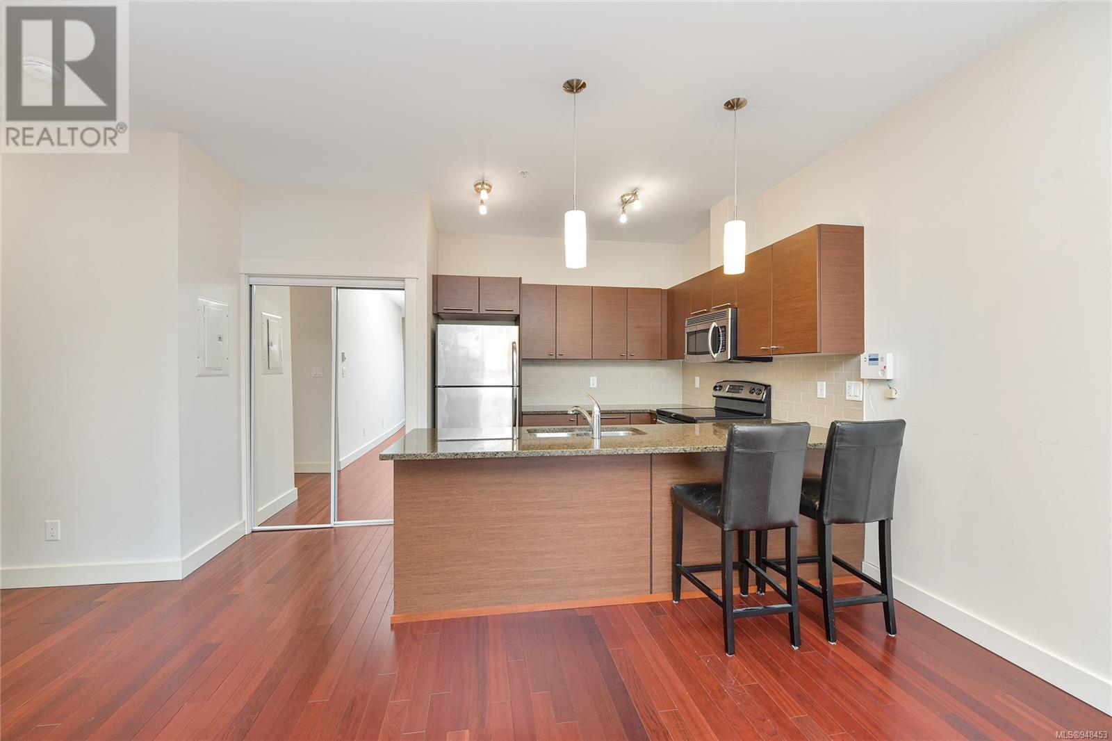 115 1315 Esquimalt Rd, #115