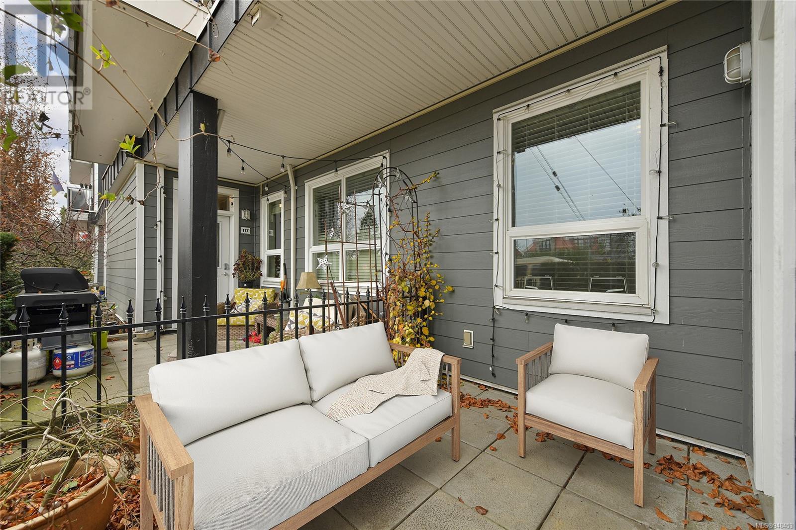 115 1315 Esquimalt Rd, #115