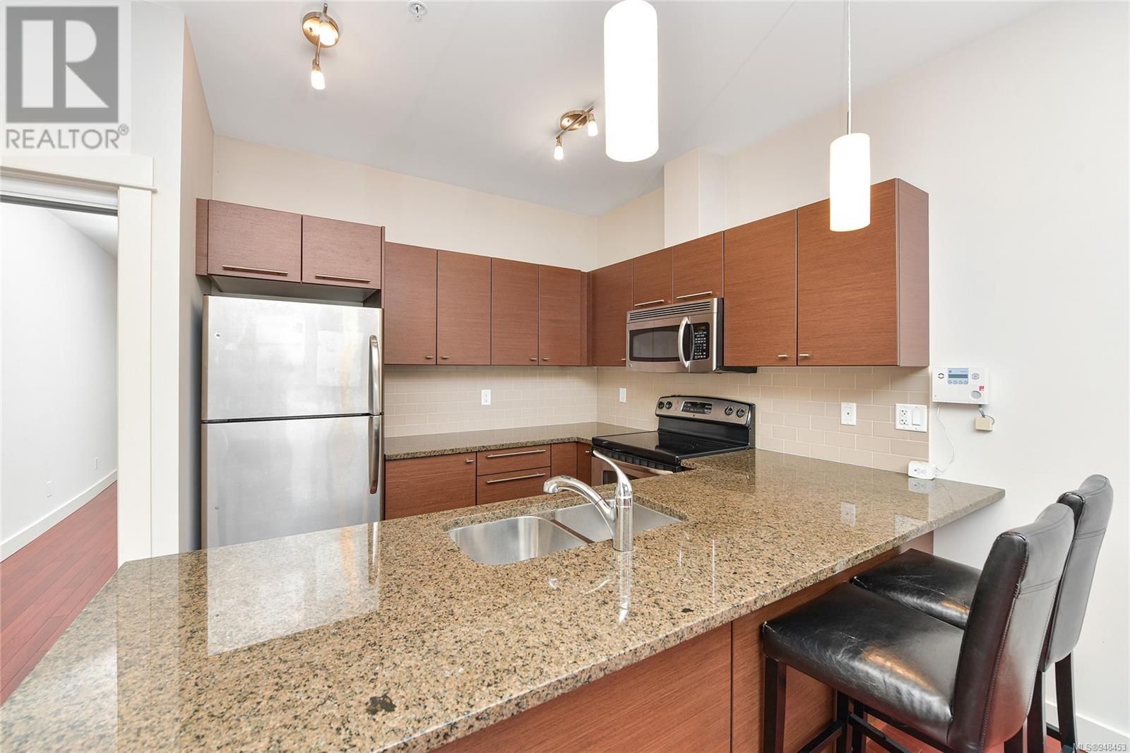 115 1315 Esquimalt Rd, #115