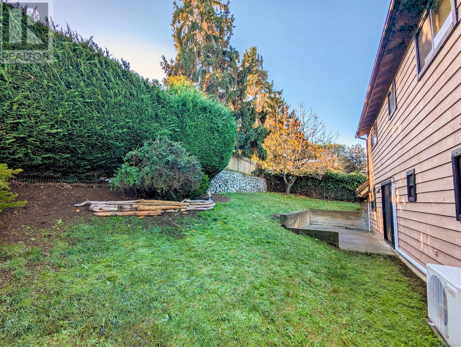 3239 Jacklin Rd