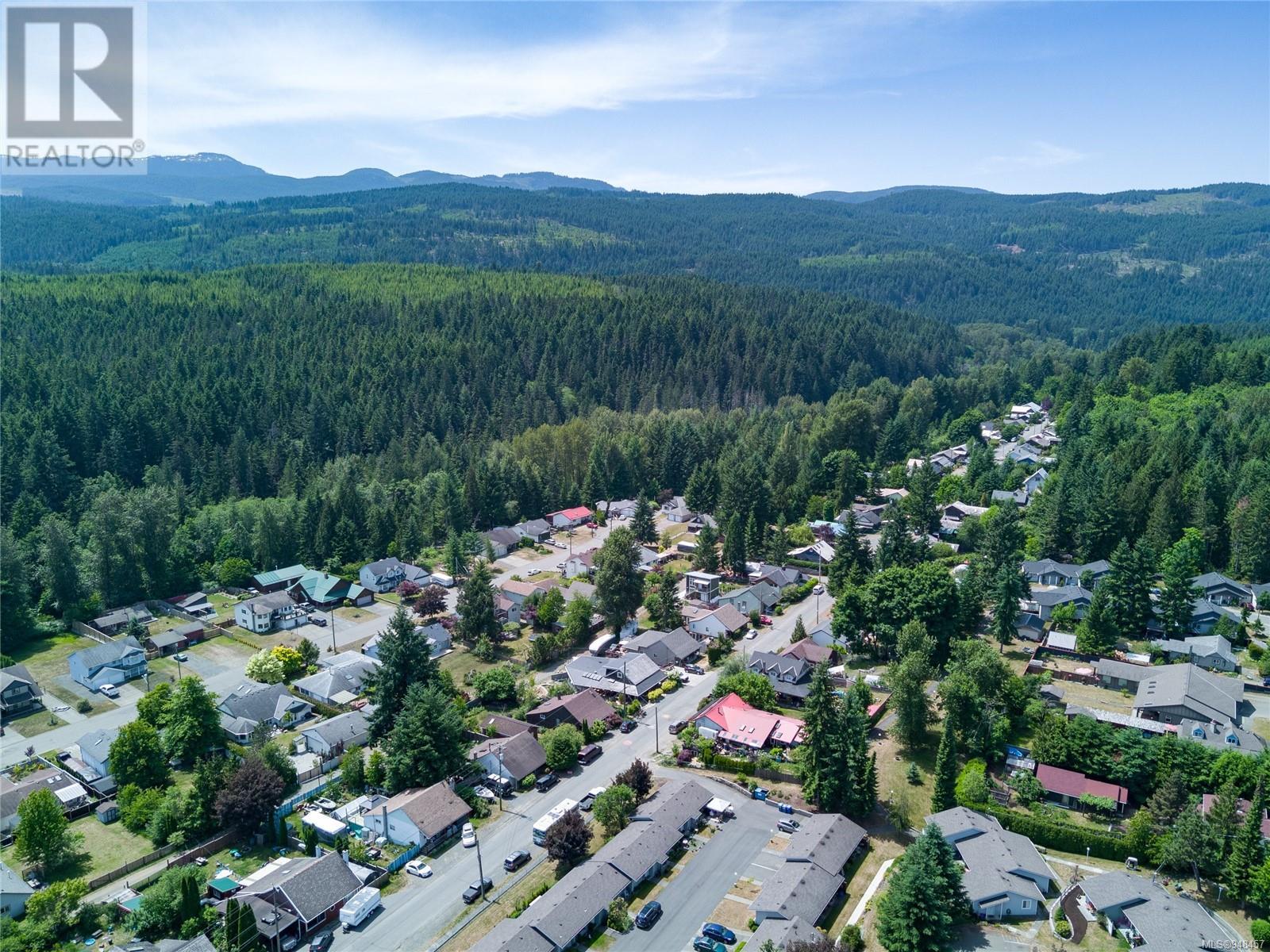 2613 Dunsmuir Ave