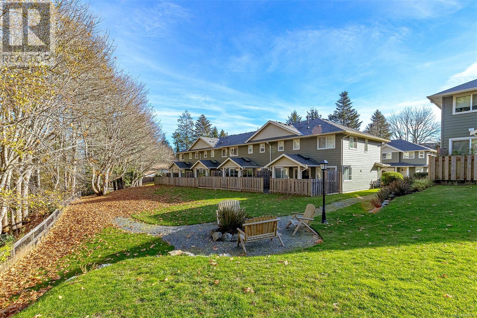 116 2117 Charters Rd, #116