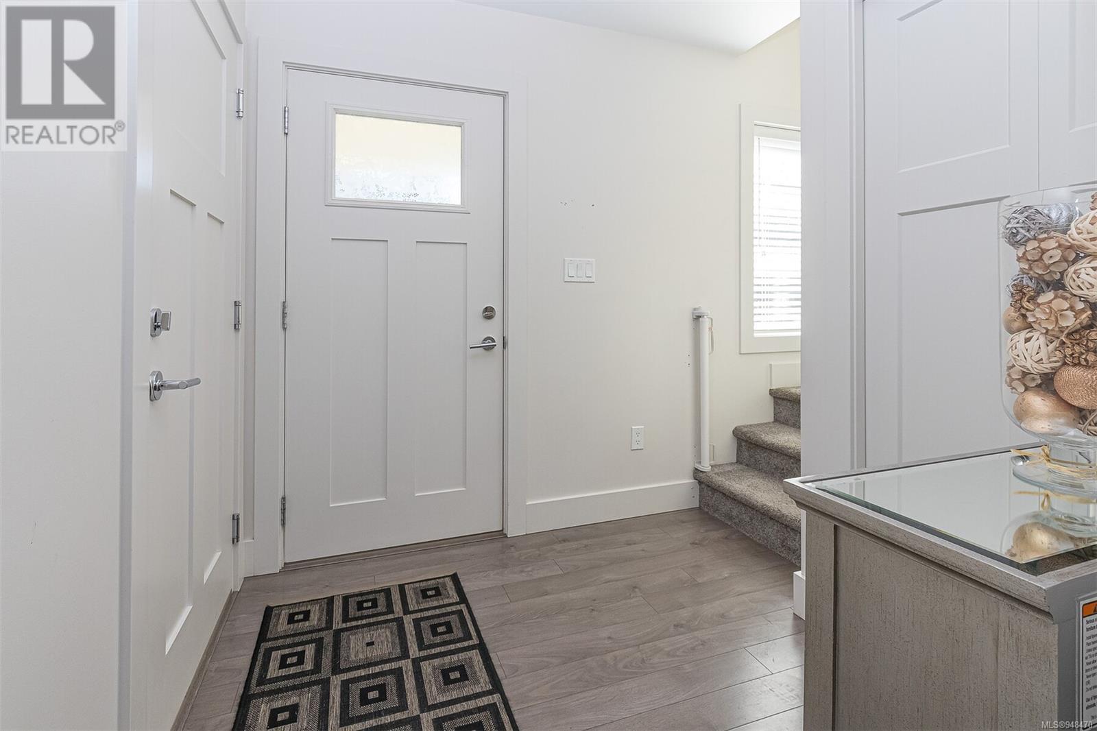 116 2117 Charters Rd, #116